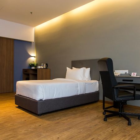 Imperial Regency Suites & Petaling Jaya Kuala Lumpur Buitenkant foto